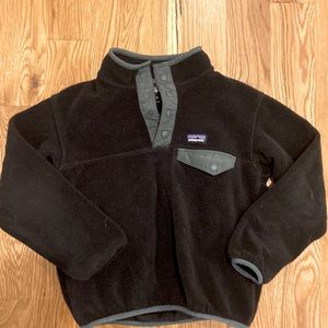 Patagonia boys snap fleece